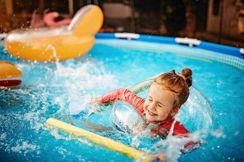 南昌縣開水族店怎么樣？加盟祥龍魚場賣龍魚市場怎樣？