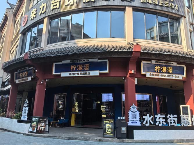 惠水開水族店怎么樣？加盟祥龍魚場賣龍魚市場怎樣？