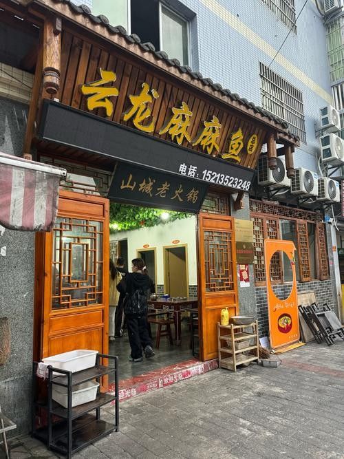 梁平開水族店怎么樣？加盟祥龍魚場賣龍魚市場怎樣？