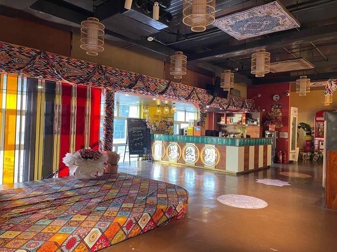 伊犁哈薩克開水族店怎么樣？加盟祥龍魚場賣龍魚市場怎樣？