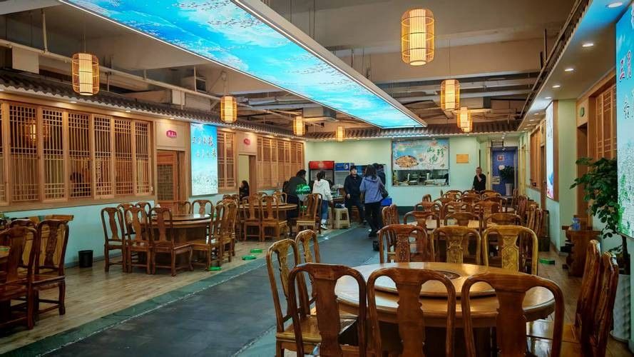 慶元開水族店怎么樣？加盟祥龍魚場(chǎng)賣龍魚市場(chǎng)怎樣？