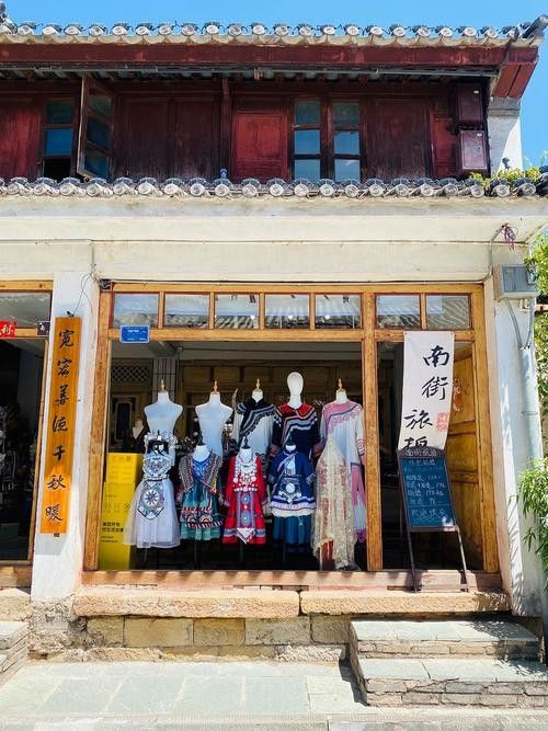巍山開水族店怎么樣？加盟祥龍魚場賣龍魚市場怎樣？