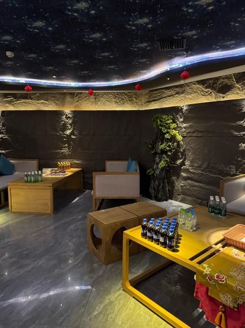 鄂溫克旗開水族店怎么樣？加盟祥龍魚場賣龍魚市場怎樣？