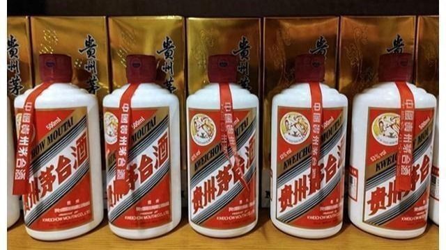 金龍魚和茅臺的股價（金龍魚和茅臺的股價在近期表現各異）