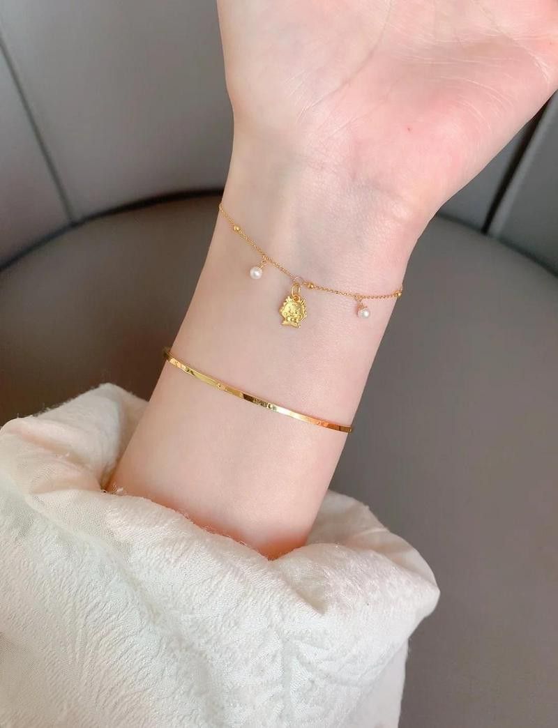 有沒有帶證書的24K金龍飾品