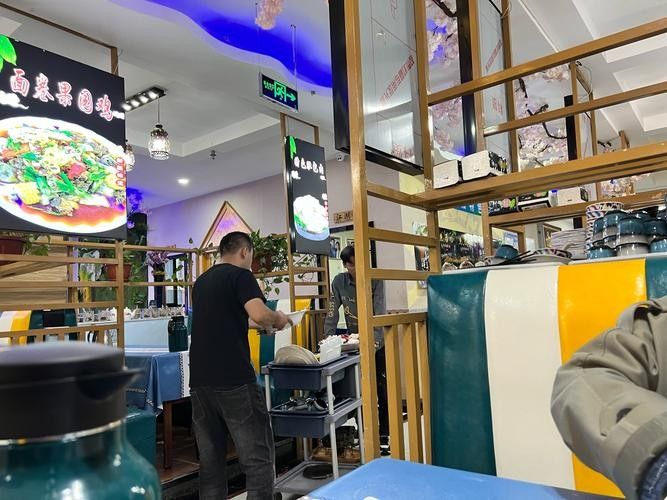 民勤開水族店怎么樣？加盟祥龍魚場賣龍魚市場怎樣？