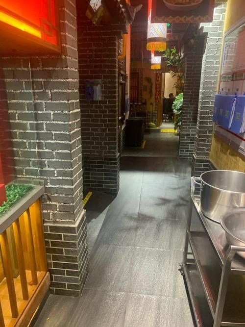 眉縣開水族店怎么樣？加盟祥龍魚場賣龍魚市場怎樣？