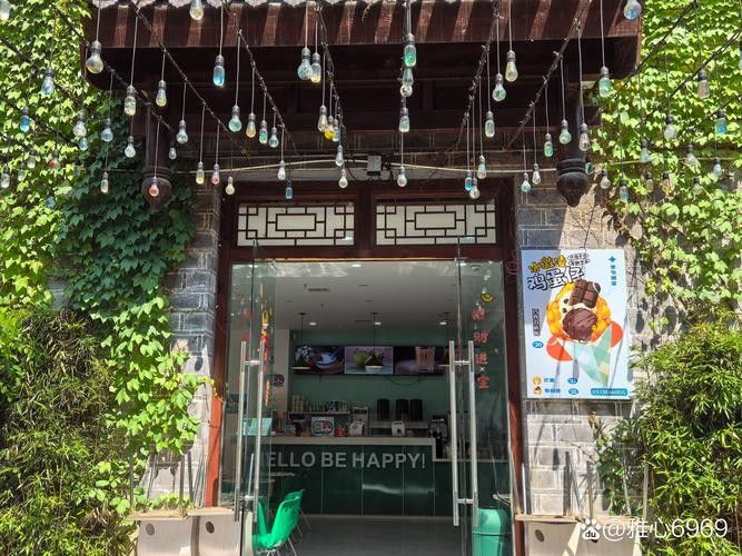 上甘嶺開水族店怎么樣？加盟祥龍魚場賣龍魚市場怎樣？