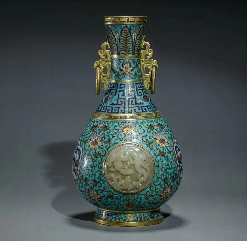 景泰藍金龍瓶的制作工藝是怎樣的？