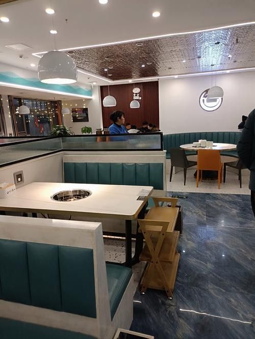 淮陽開水族店怎么樣？加盟祥龍魚場賣龍魚市場怎樣？