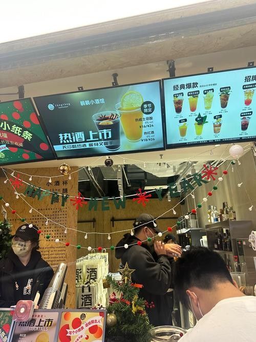 嘉祥開水族店怎么樣？加盟祥龍魚場賣龍魚市場怎樣？