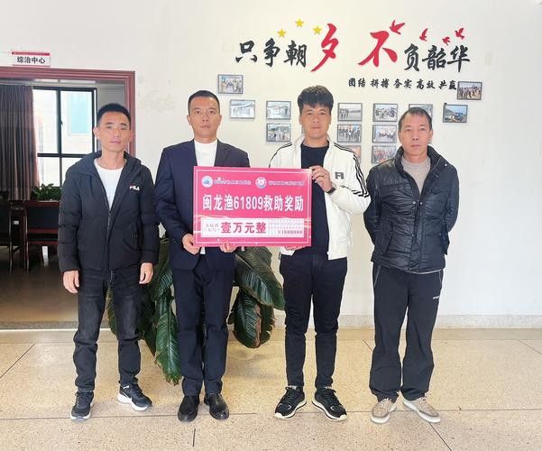 喀什市開水族店怎么樣？加盟祥龍魚場賣龍魚市場怎樣？