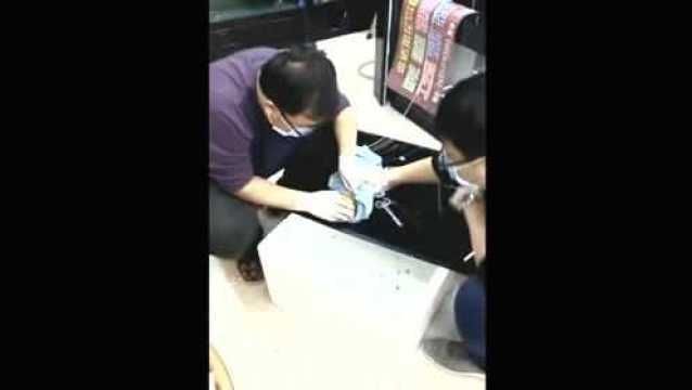 龍魚(yú)掉眼手術(shù)多少錢(qián)：龍魚(yú)掉眼手術(shù)的費(fèi)用