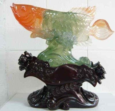 玉石龍魚擺件怎么擺放好看（玉石擺件擺放位置）