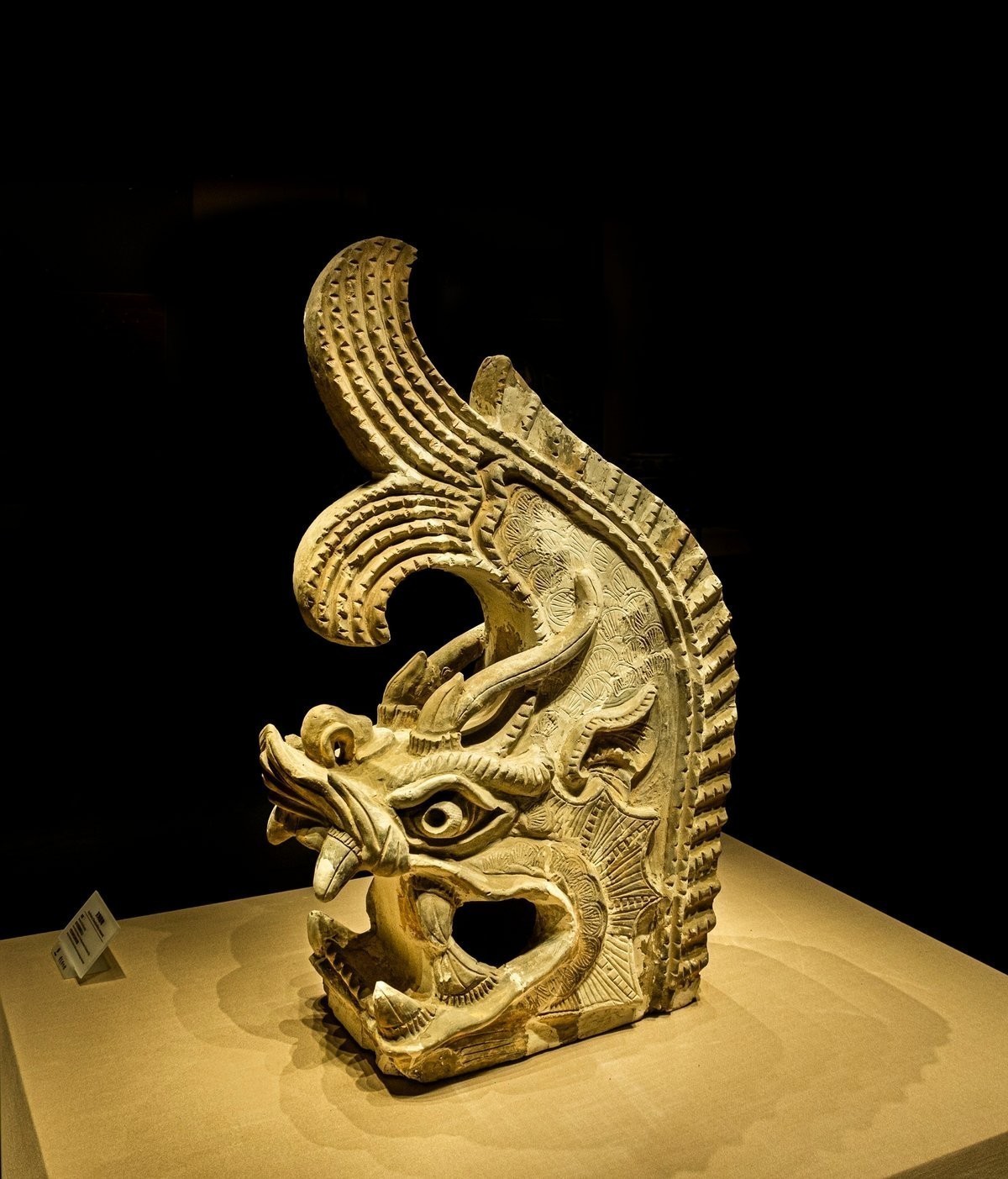 龍頭魚尾神獸在玉器中的歷史