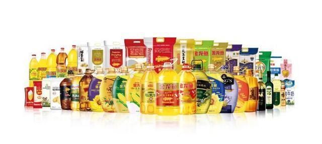 紅龍魚蒙眼病怎么得的呢視頻（紅龍魚蒙眼病怎么得的呢視頻）