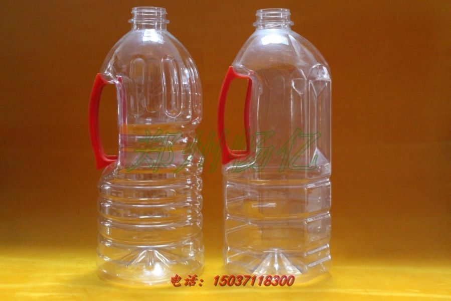 金龍魚塑料瓶是什么材料：金龍魚塑料瓶主要使用高密度聚乙烯（hdpe）或聚丙烯