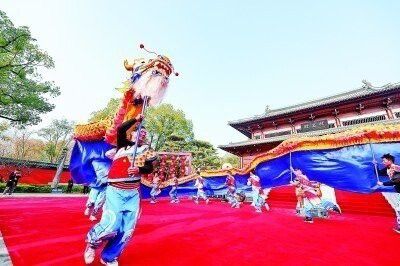 紅龍與金龍在現代文化中的體現