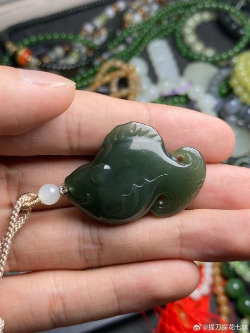 和田玉金龍魚價格及圖片大全