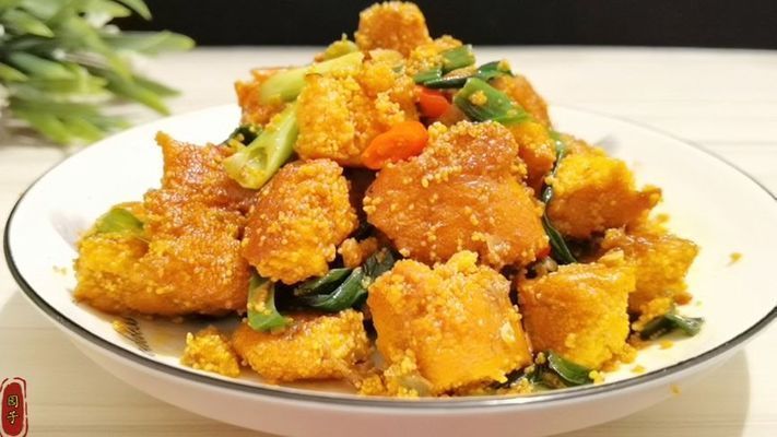 金龍魚籽，金龍魚籽是一種營養豐富、味道鮮美的食材，金龍魚籽的選購技巧