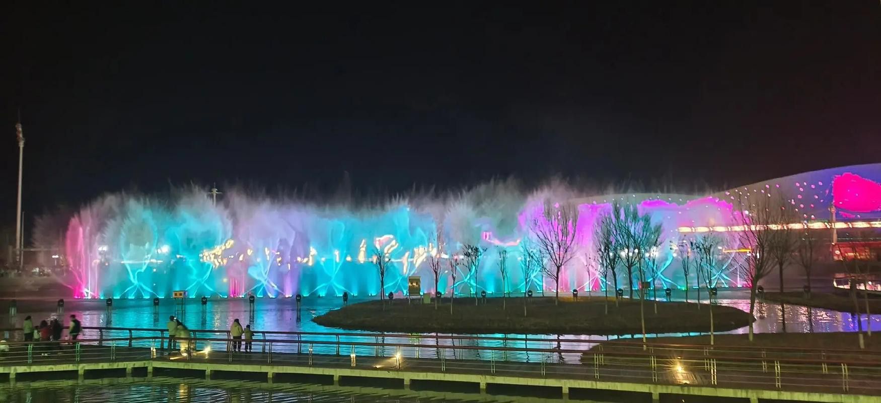能否提供帶有燈光的造景效果圖？
