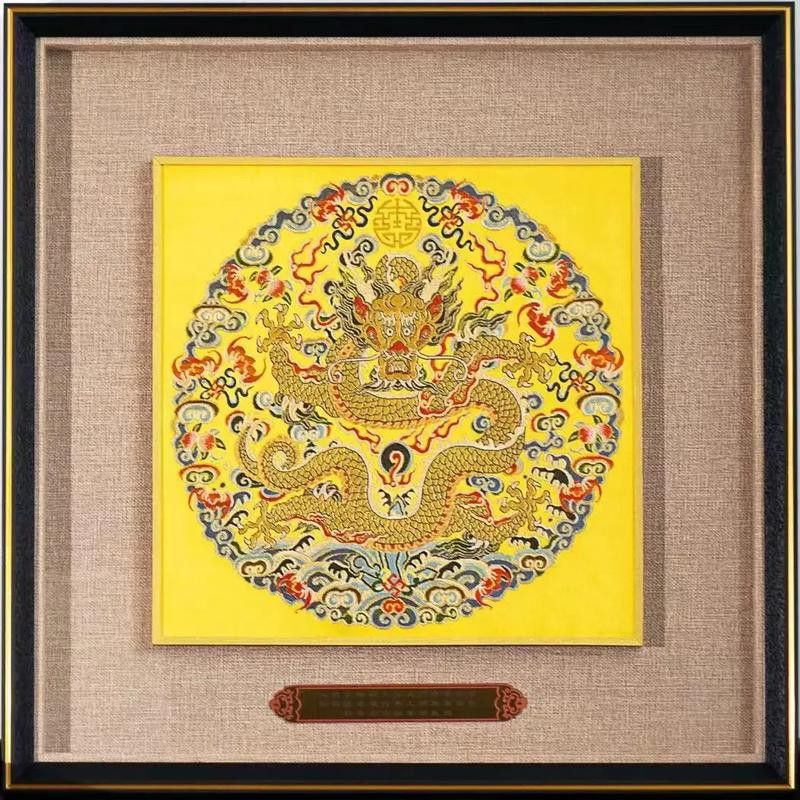 金龍藝術品中最著名的是哪一件？