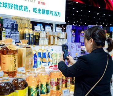 金龍魚一級和精選的原料有何不同？ 金龍魚一級和精選的原料有何不同？ 龍魚百科 第2張
