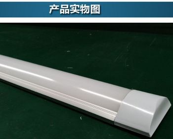 金龍魚(yú)用燈照嗎：金龍魚(yú)增氧泵的使用方法