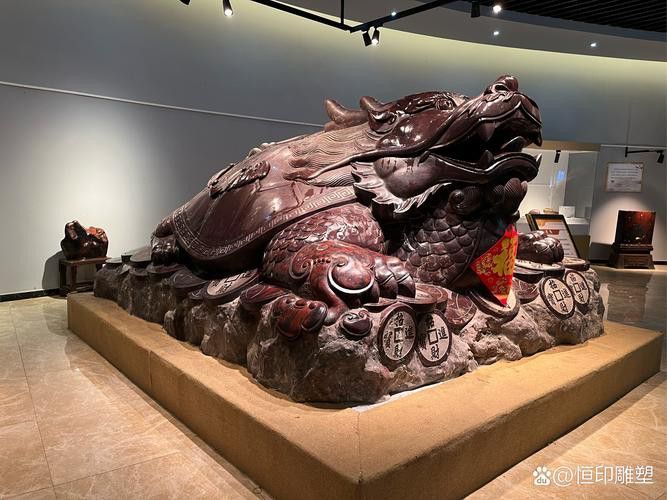 湖光巖神龜和龍魚的照片