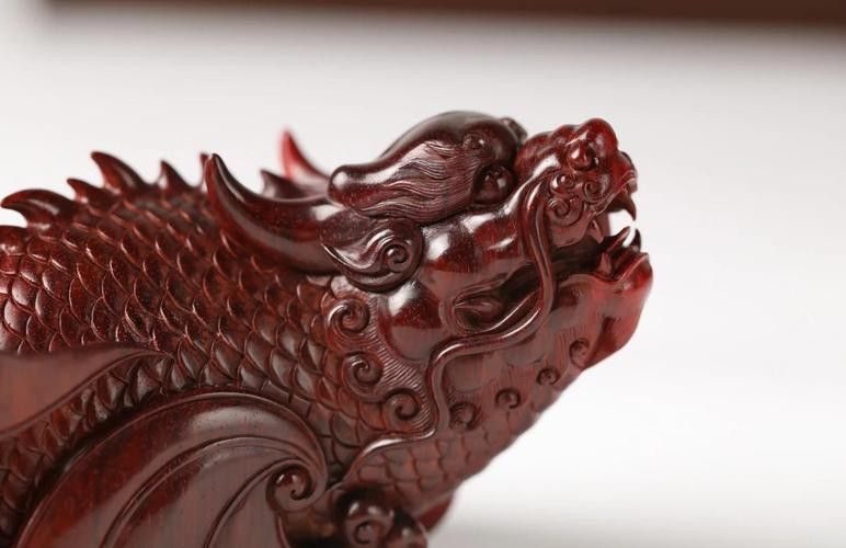 龍魚雕塑圖片欣賞大全