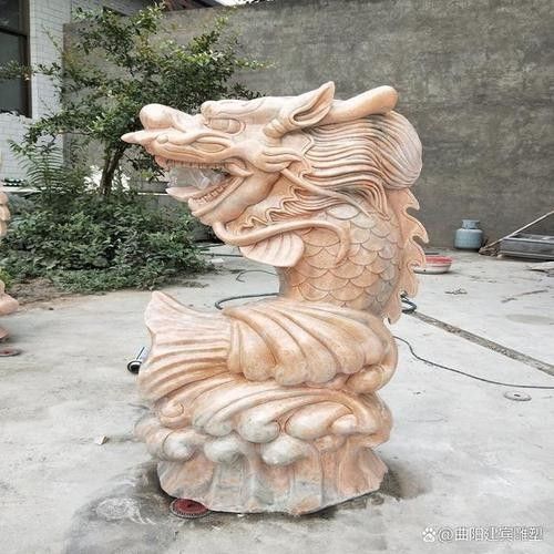 龍魚雕塑圖片欣賞大全