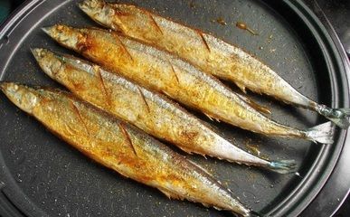 金龍魚跳缸后還能活嗎視頻：金龍魚跳缸后還能活嗎？原因分析與救治方法詳解