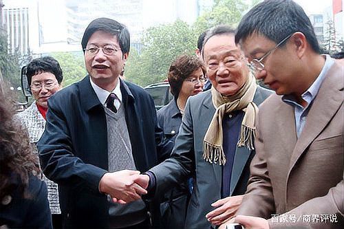 金龍魚大股東是日本人嗎