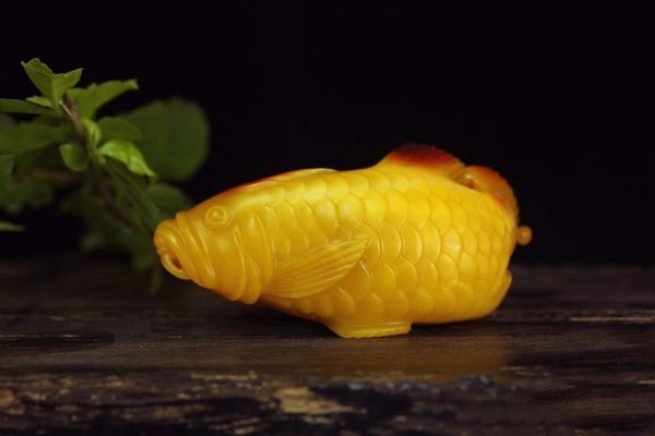 金龍魚玉石雕 寓意和象征是什么：金龍魚玉石雕寓意和象征