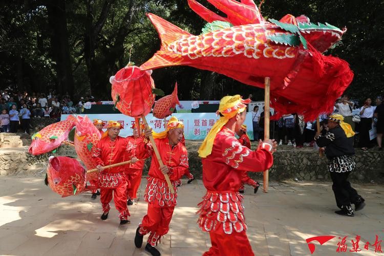 五夫龍魚(yú)戲