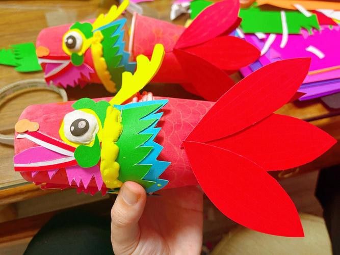 五夫龍魚(yú)戲