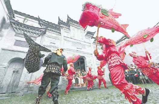 五夫龍魚(yú)戲