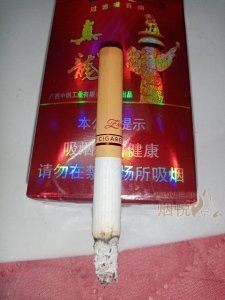 紅色真龍軟包和錦繡哪個更好？