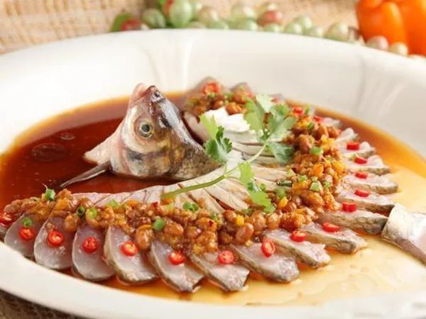 哪種類型的龍魚發(fā)色燈效果最好呢：揭秘龍魚發(fā)色燈的奧秘，哪種類型的效果最佳？