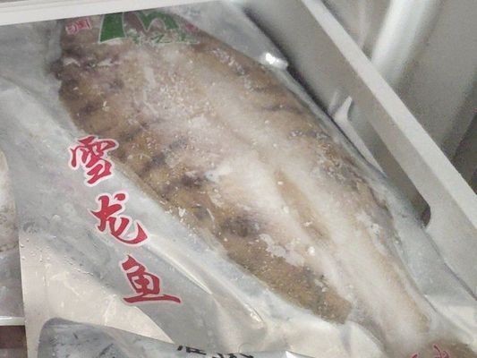 龍魚一直游在水面正常嗎？：龍魚一直游在水面可能有多種原因