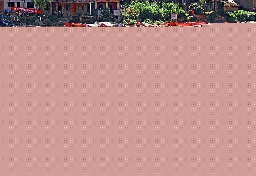 現代木雕龍頭有哪些創新顏色？