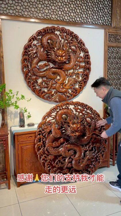 現代木雕龍頭有哪些創新顏色？