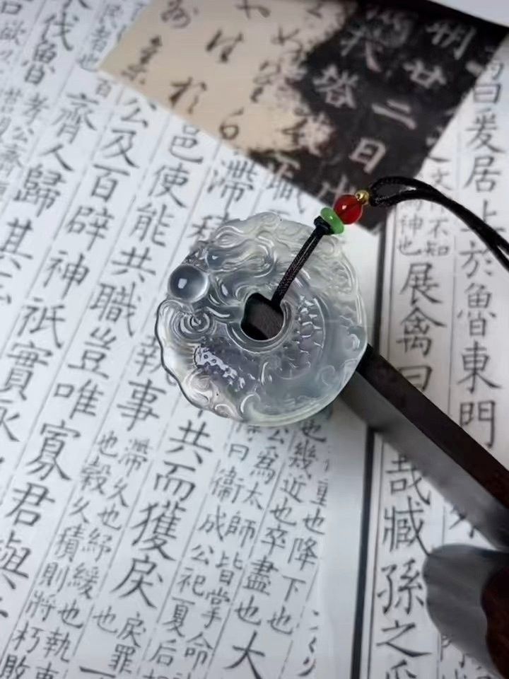 龍頭魚吊墜的價格是多少？