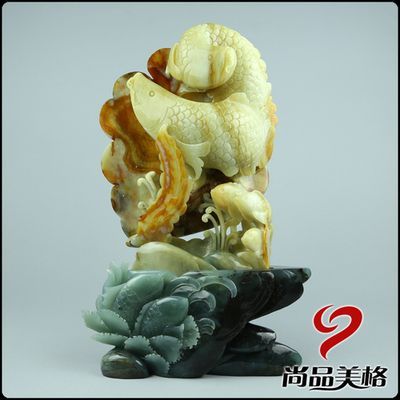 玉石金龍魚擺設怎么擺放好看：玉石金龍魚擺件寓意主要源自于金龍魚和玉石這兩種元素