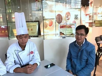 昆明金龍魚烹飪班怎么樣啊:昆明市盤龍職業高級中學“金龍魚”烹飪班 龍魚百科 第1張 昆明金龍魚烹飪班怎么樣啊:昆明市盤龍職業高級中學“金龍魚”烹飪班 昆明金龍魚烹飪班怎么樣啊:昆明市盤龍職業高級中學“金龍魚”烹飪班 龍魚百科 第1張