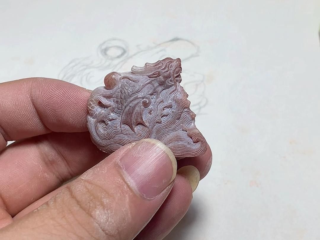 龍魚雕刻品的價格范圍