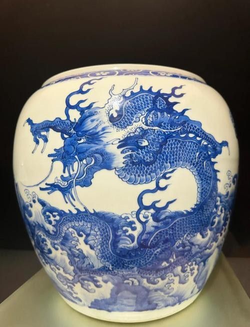魚(yú)缸上龍圖案的最佳尺寸