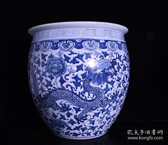 魚(yú)缸上龍圖案的最佳尺寸
