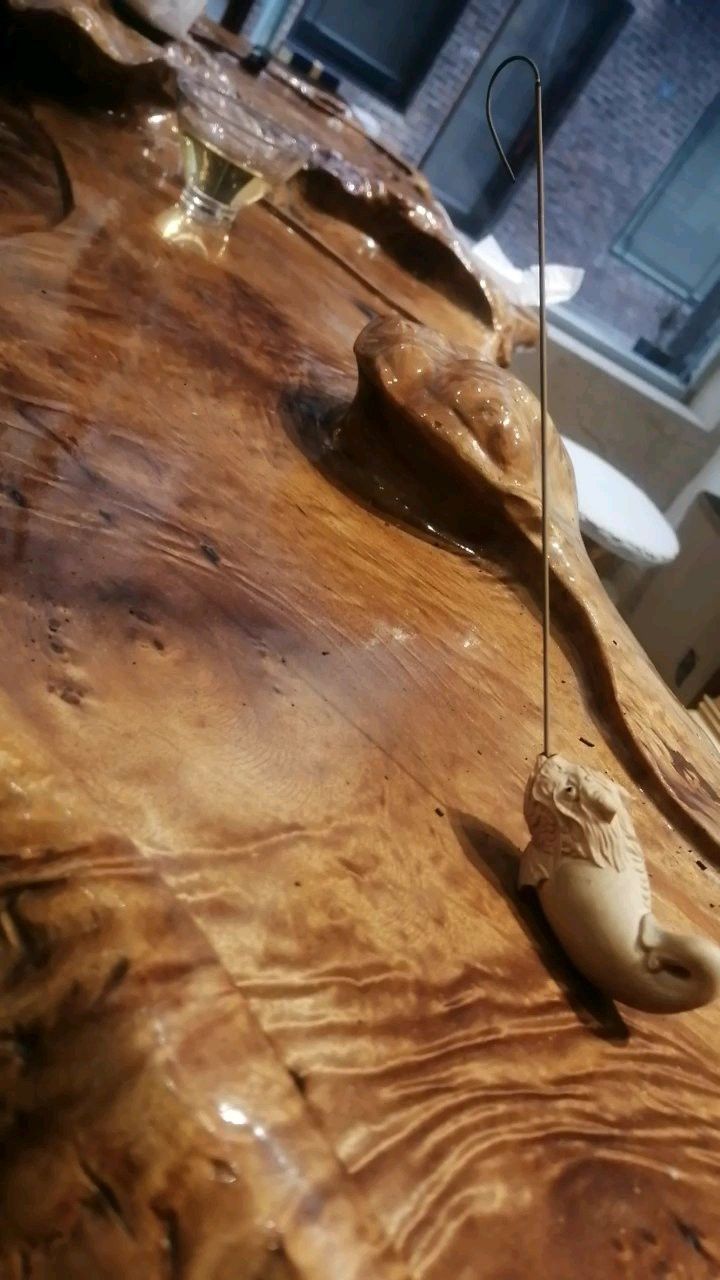 如何判斷龍魚木雕是否需要清潔？