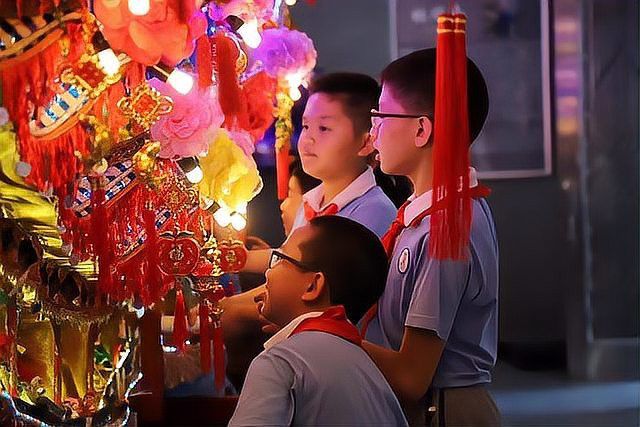 還有哪些著名的紅龍旗手工藝人？
